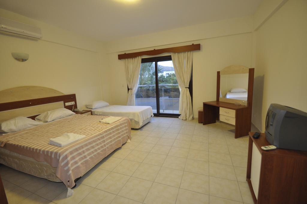 Ado Beach Hotel Turgutreis Værelse billede